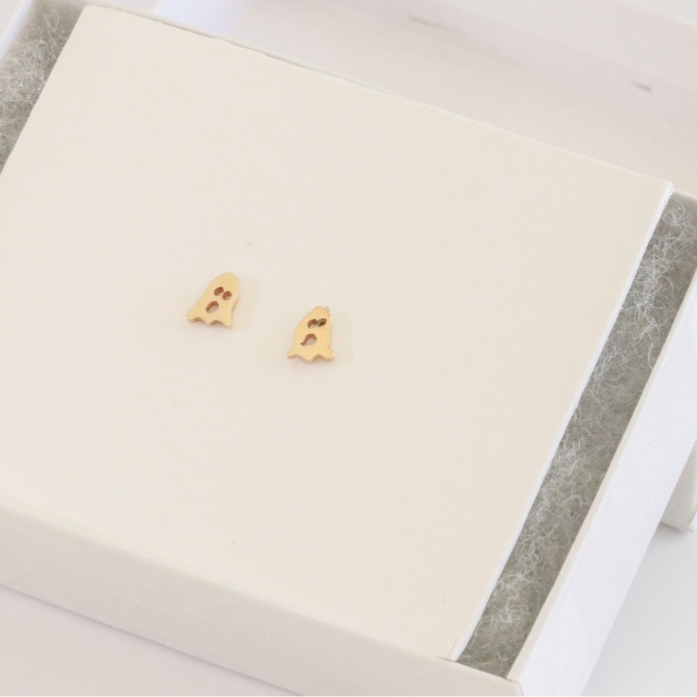 Gold Ghost post earrings - Picture 6 of 6